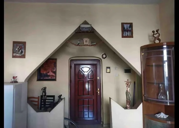 Cosy Little Room In The Center Of Tirana